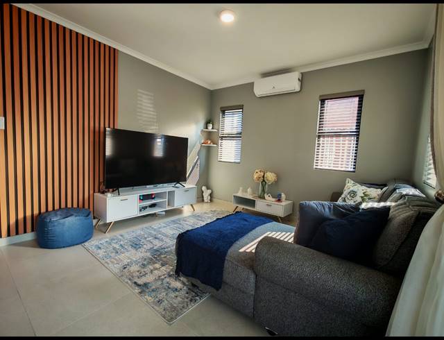 3 BEDROOM FREESTANDING FOR SALE IN SHAKASKRAAL